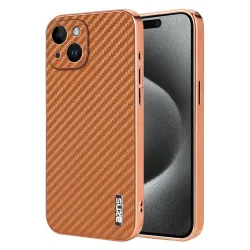 Coque iPhone 15 fibre de carbone finition métallisée