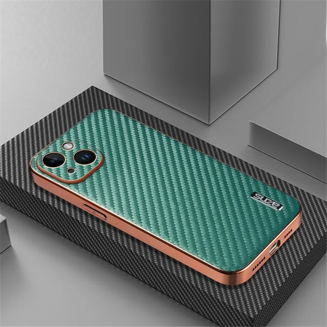 Coque iPhone 15 fibre de carbone finition métallisée