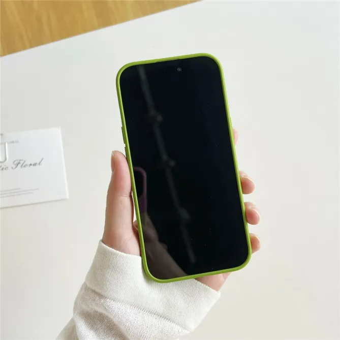 Coque iPhone 15 COLOR silicone souple