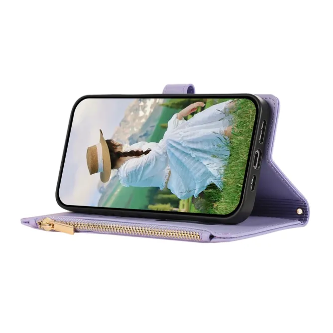 Housse iPhone 15 Matelassée Zippée Multi-Cartes Dragonne