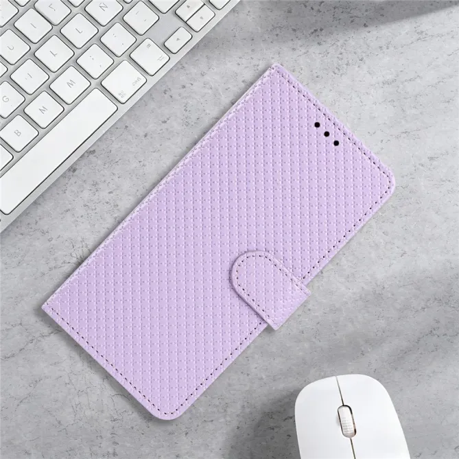 Housse iPhone 16 Plus texture diamant avec dragonne