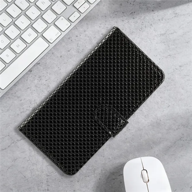 Housse iPhone 16 Plus texture diamant avec dragonne