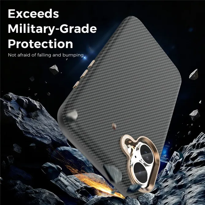 Coque iPhone 16 Plus texture carbone compatible MagSafe cadre caméra métal
