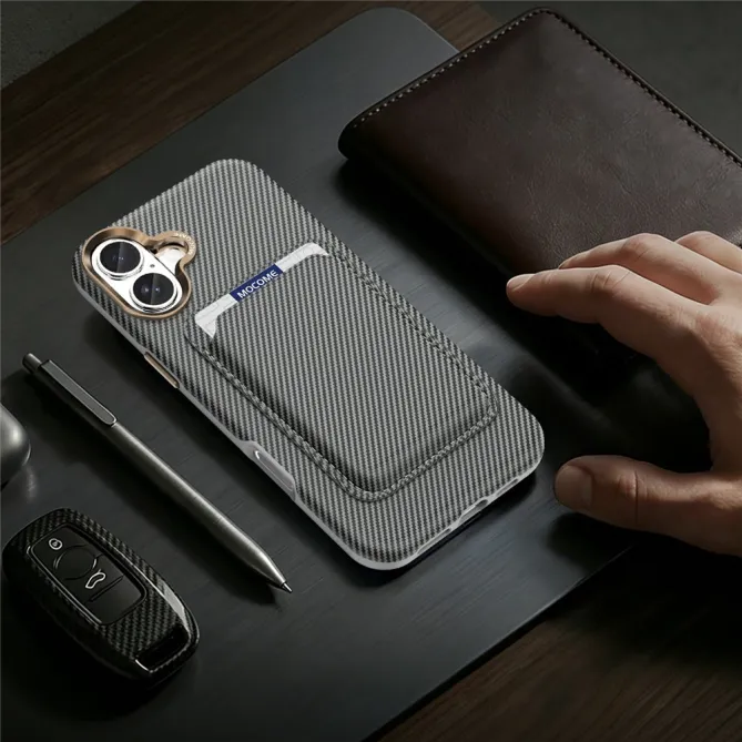 Coque iPhone 16 Plus texture carbone magnétique avec porte-cartes détachable