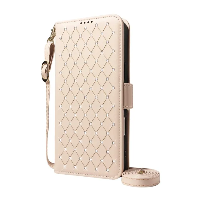 Housse iPhone 16 Plus matelassé losanges strass avec dragonne et bandoulière