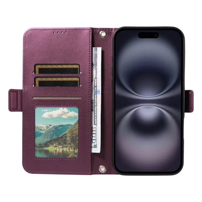 Housse iPhone 16 Plus matelassé losanges strass avec dragonne et bandoulière