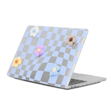 Coque MacBook Neo 13 pouces Damier Fleurs Tricot
