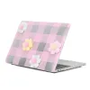 Coque MacBook Neo 13 pouces Damier Rose Fleurs Peluche
