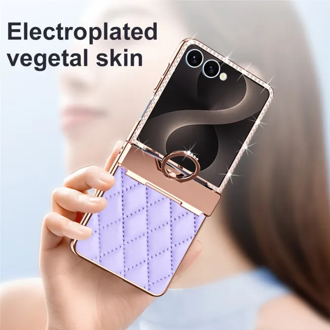 Coque Samsung Galaxy Z Flip 8 Bijou simili cuir matelassé avec anneau
