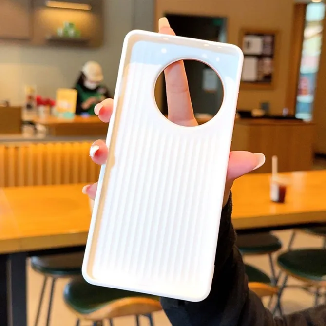 Coque OnePlus 13R Ultimate Salute Effet Cuir