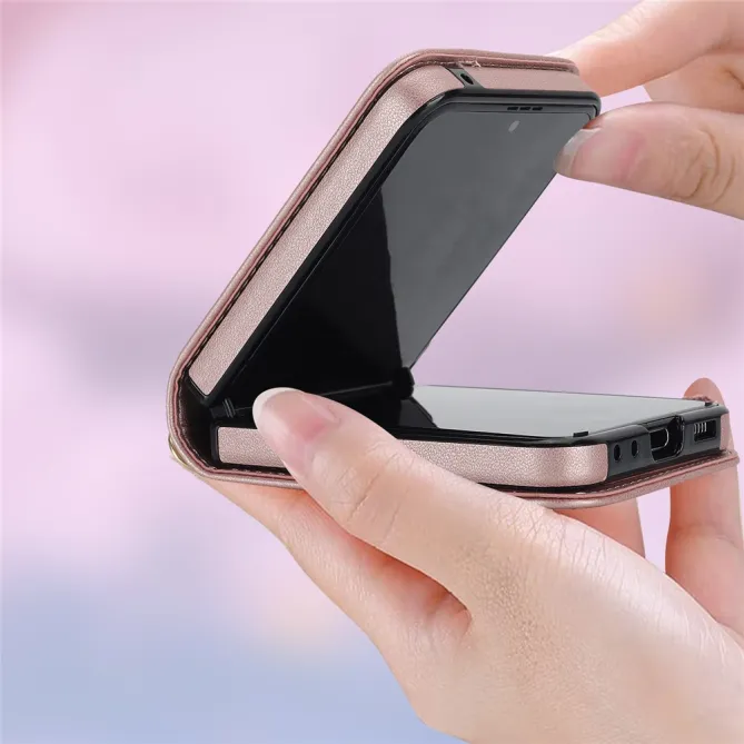 Housse Galaxy Z Flip 7 FE / Flip 6 Matelassee Bandouliere Amovible