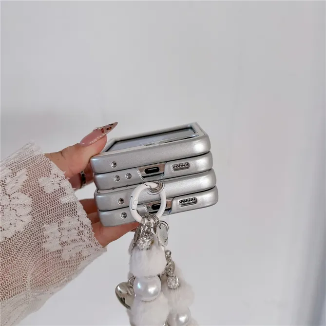 Coque Samsung Galaxy Z Flip 7 FE / Z Flip 6 Coeur Vichy avec Dragonne Perles