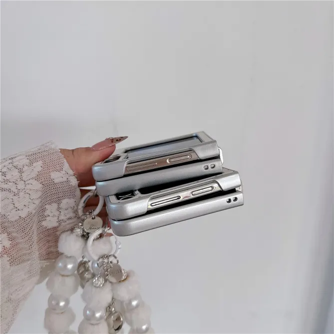 Coque Samsung Galaxy Z Flip 7 FE / Z Flip 6 Coeur Vichy avec Dragonne Perles