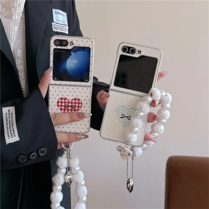 Coque Samsung Galaxy Z Flip 7 FE / Z Flip 6 Coeur Vichy avec Dragonne Perles
