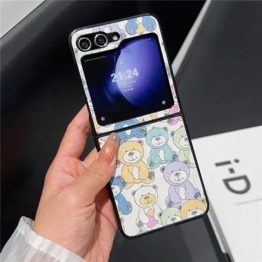 Coque Samsung Galaxy Z Flip 7 FE / Z Flip 6 Ours en Peluche Pastel