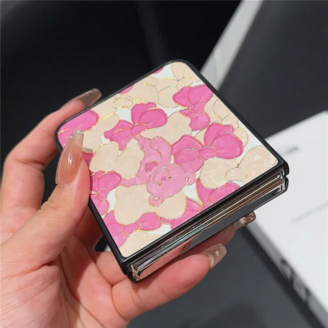 Coque Samsung Galaxy Z Flip 7 FE / Z Flip 6 Ourson Noeuds Rose et Beige