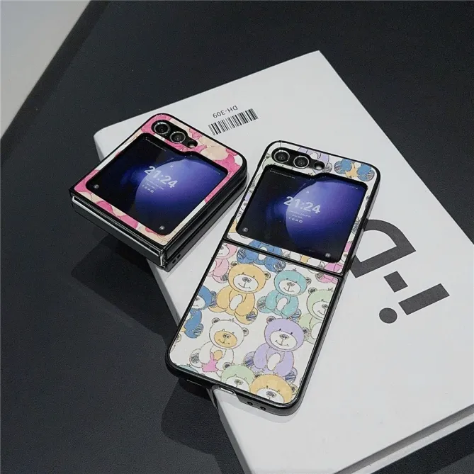 Coque Samsung Galaxy Z Flip 7 FE / Z Flip 6 Ourson Noeuds Rose et Beige