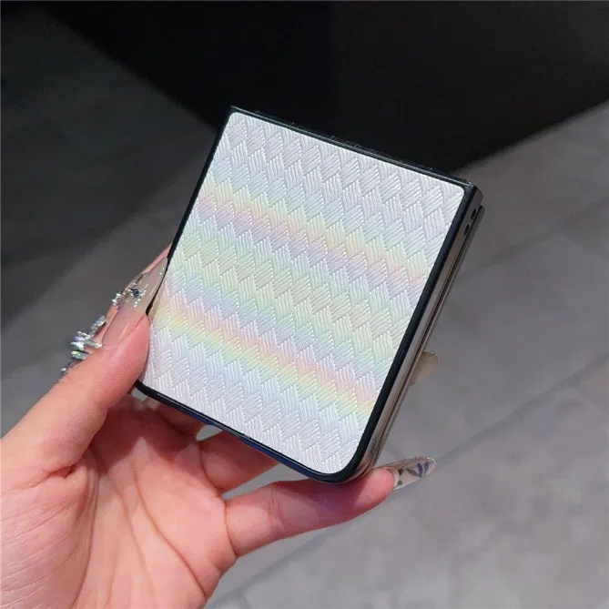 Coque Samsung Galaxy Z Flip 7 FE / Z Flip 6 / Z Flip 5 – Effet Holographique Quadrillé