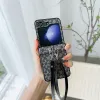 Coque Samsung Galaxy Z Flip 7 FE / Z Flip 6 Imprimé Monogramme avec Bandoulière