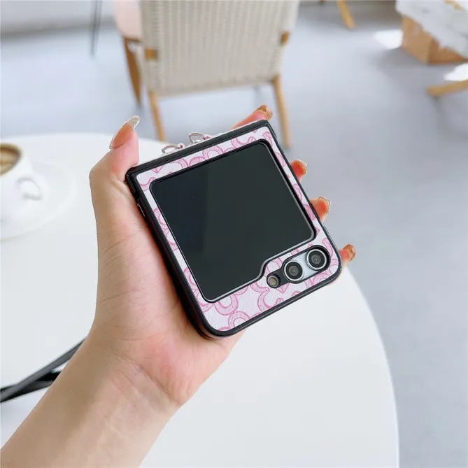 Coque Samsung Galaxy Z Flip 7 FE / Z Flip 6 Imprimé Monogramme avec Bandoulière