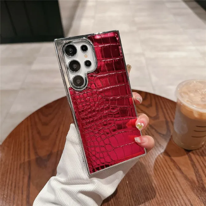 Coque S26 Ultra Effet Croco Contour Chromé