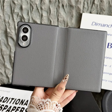 Housse Samsung Galaxy Z Fold 8 Effet Cuir Épurée à Rabat Magnétique