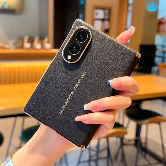 Coque Z Fold 8 Effet Cuir Grainé Cadre Métal