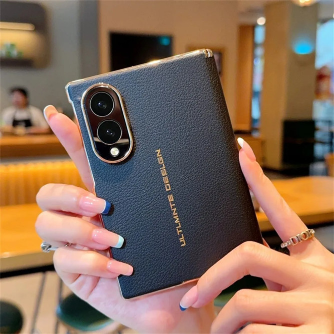 Coque Z Fold 8 Effet Cuir Grainé Cadre Métal