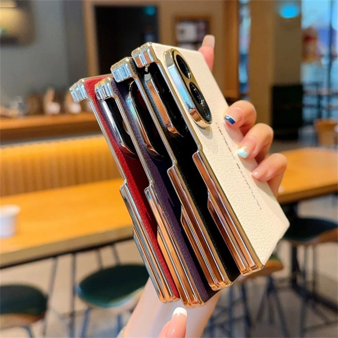 Coque Z Fold 8 Effet Cuir Grainé Cadre Métal