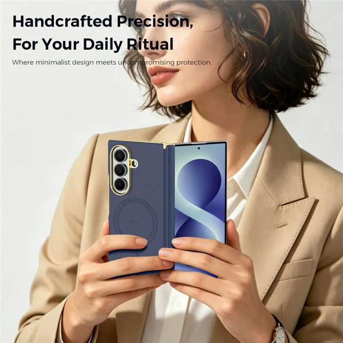 Coque Samsung Galaxy Z Fold 8 Ultra Magnétique Effet Cuir Contour Doré