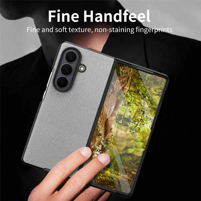 Coque Samsung Galaxy Z Fold 8 Ultra Effet Cuir Texture Bois