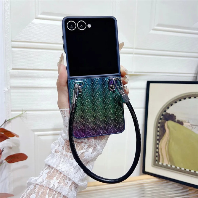 Coque Samsung Galaxy Z Flip 8 Tressée avec Dragonne