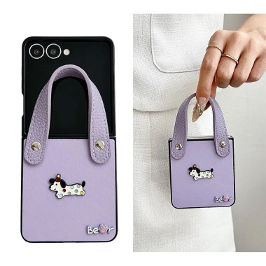 Coque Samsung Galaxy Z Flip 8 Teckel avec Poignée Effet Cuir