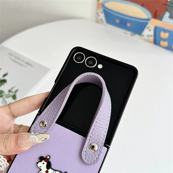 Coque Samsung Galaxy Z Flip 8 Teckel avec Poignée Effet Cuir