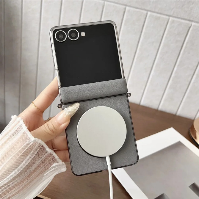 Coque Samsung Galaxy Z Flip 8 Magnétique Effet Cuir avec Protection de Charnière