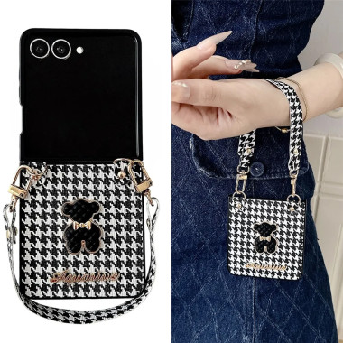 Coque Samsung Galaxy Z Flip 8 Pied-de-Poule Ourson avec Dragonne
