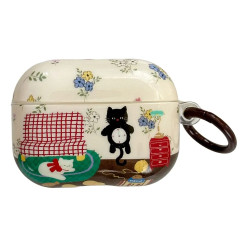 Coque AirPods Pro motif chat illustré avec mousqueton