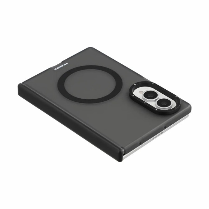 Galaxy Z Fold 8 : coque magnétique dos givré à charnière solidaire