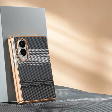 Galaxy Z Fold 8 : coque damier tissé avec verre trempé intégré
