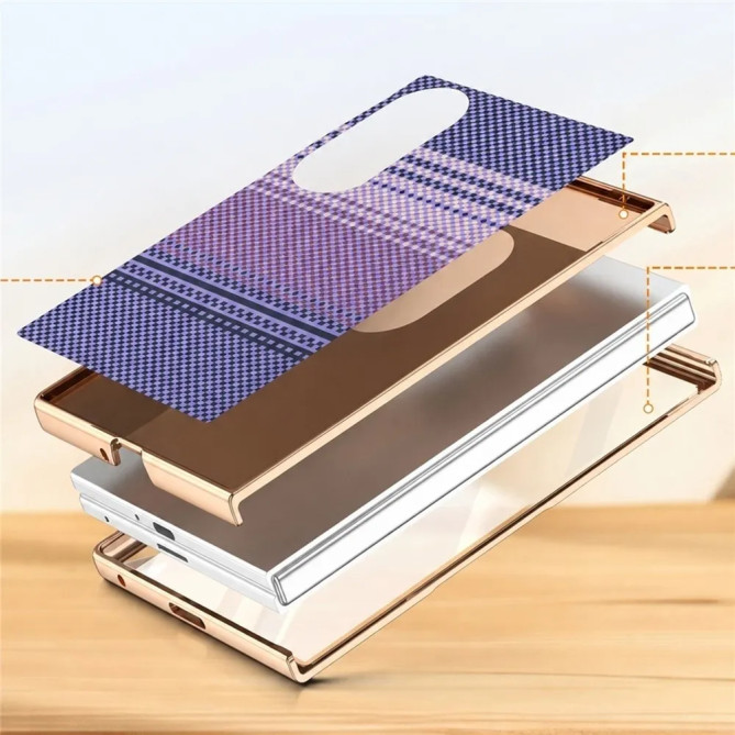 Galaxy Z Fold 8 : coque damier tissé avec verre trempé intégré