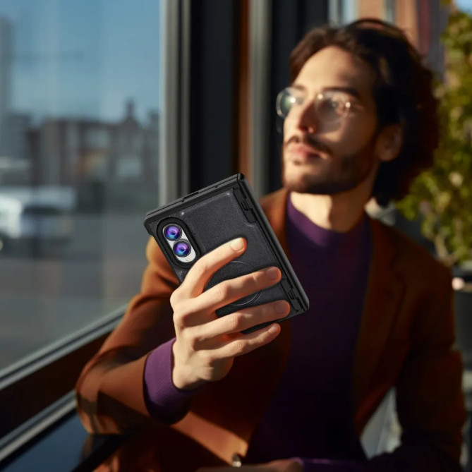 Galaxy Z Fold 8 : coque charnière ressort avec verre HD intégré