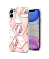 Coque iPhone 11 marbre et couronne de fleurs