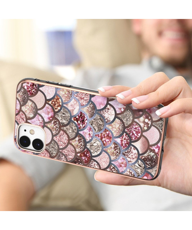 Coque iPhone 11 motif écailles