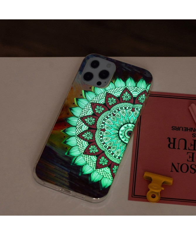 Coque iPhone 15 Pro Max Luminous Mandala Coloré