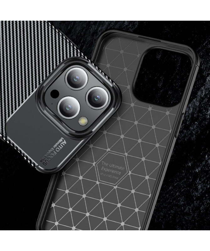 Coque iPhone 15 Pro Max style fibre de carbone - noir