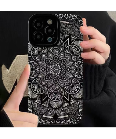 Coque iPhone 16 Pro Dark Totem