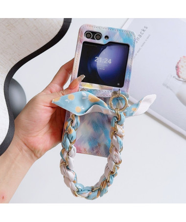 Coque Samsung Galaxy Z Flip 6 avec Bracelet Tressé et Foulard Pastel